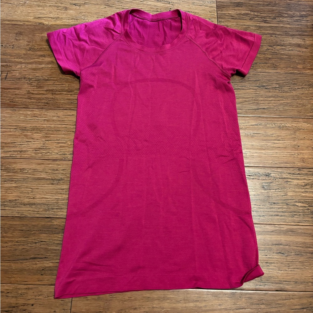 lululemon Pink Short Sleeve swiftly tech Tee